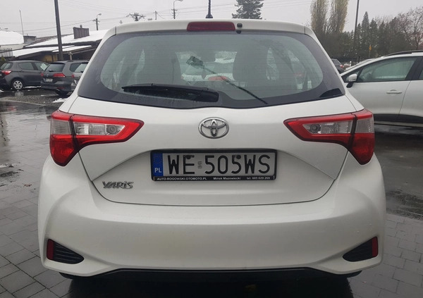 Toyota Yaris cena 33900 przebieg: 155000, rok produkcji 2019 z Tomaszów Mazowiecki małe 211